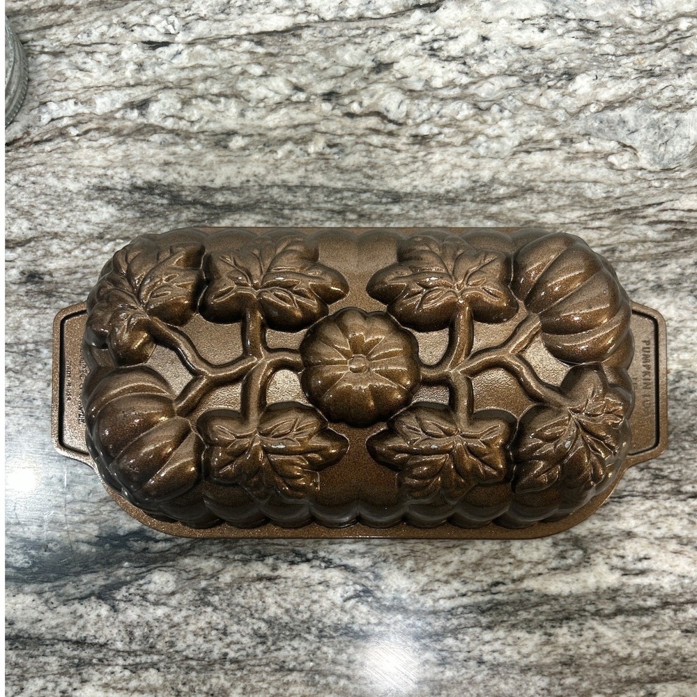 Nordic Ware Pumpkin Loaf Pan Bronze 1 lb Cast Aluminum Harvest Fall Baking Mold